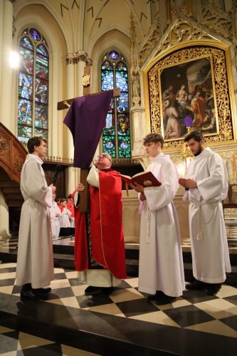 Wielki Piatek 2026-25